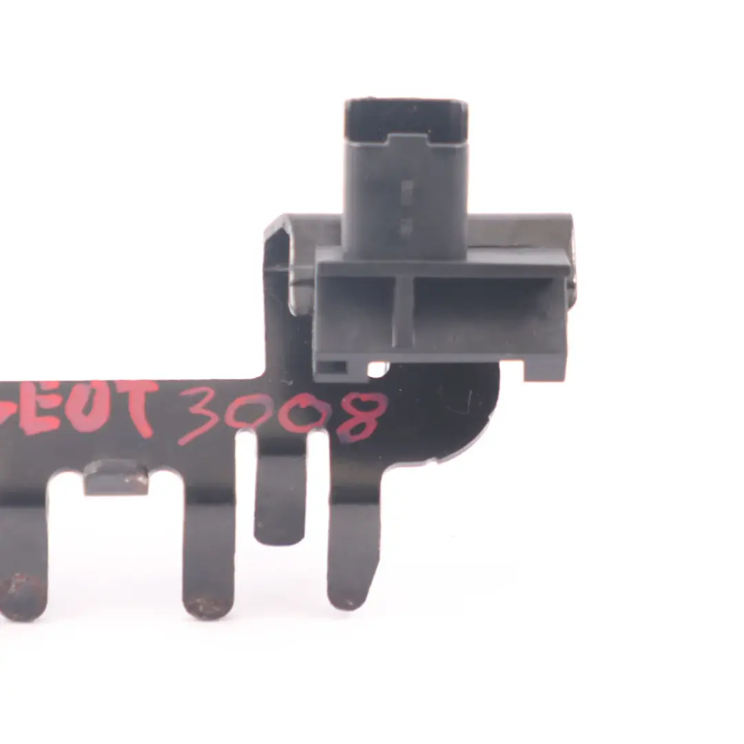 Motorraum Zubehörhalterung Halterung für Peugeot 3008 1.6 HDI mit Teilenummer 9686188780 Peugeot 3008 1.6 HDI Motorraum Zubehörhalterung Halterung - SKU 9686188780 - Teilenummer 9686188780