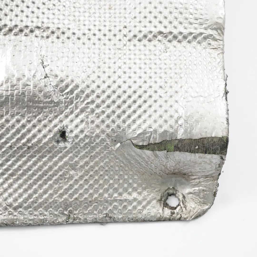 Hitzeschild Platte Abdeckung für Peugeot Partner 1.6 HDI Diesel Motor mit Teilenummer 9687570180 Peugeot Partner 1.6 HDI Diesel Motor Hitzeschild Platte Abdeckung - SKU 9687570180 - Teilenummer 9687570180