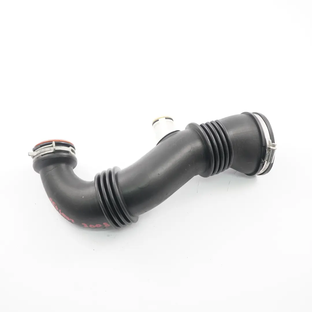 Tubo di aspirazione Tubo flessibile per Peugeot 3008 1.6 HDI con numero di parte 9687883580 Peugeot 3008 1.6 HDI Tubo di aspirazione Tubo flessibile - SKU 9687883580 - Numero di parte 9687883580