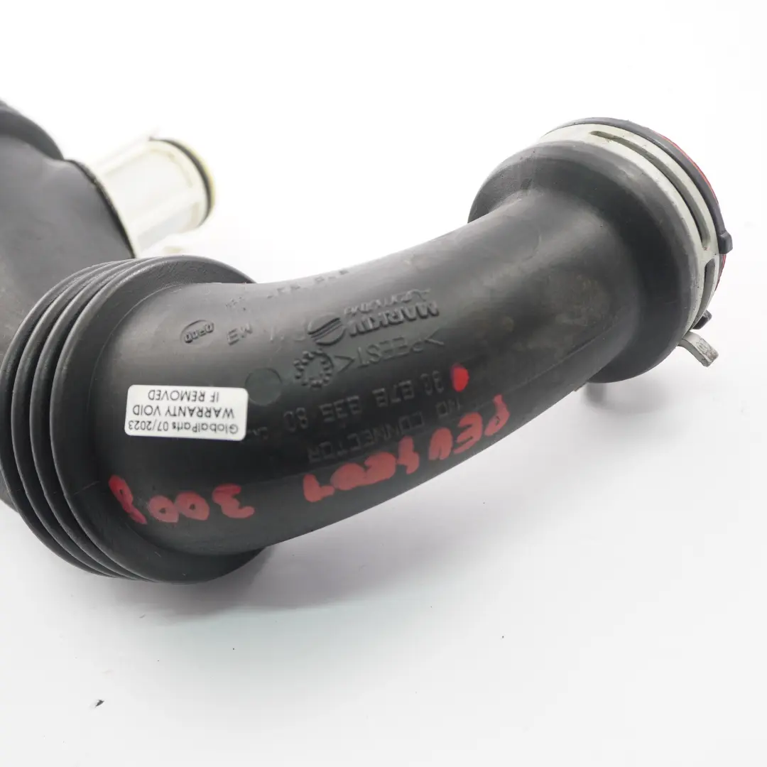 Tubo de admisión de aire para Peugeot 3008 1.6 HDI con número de pieza 9687883580 Peugeot 3008 1.6 HDI Tubo de admisión de aire - SKU 9687883580 - Número de pieza 9687883580