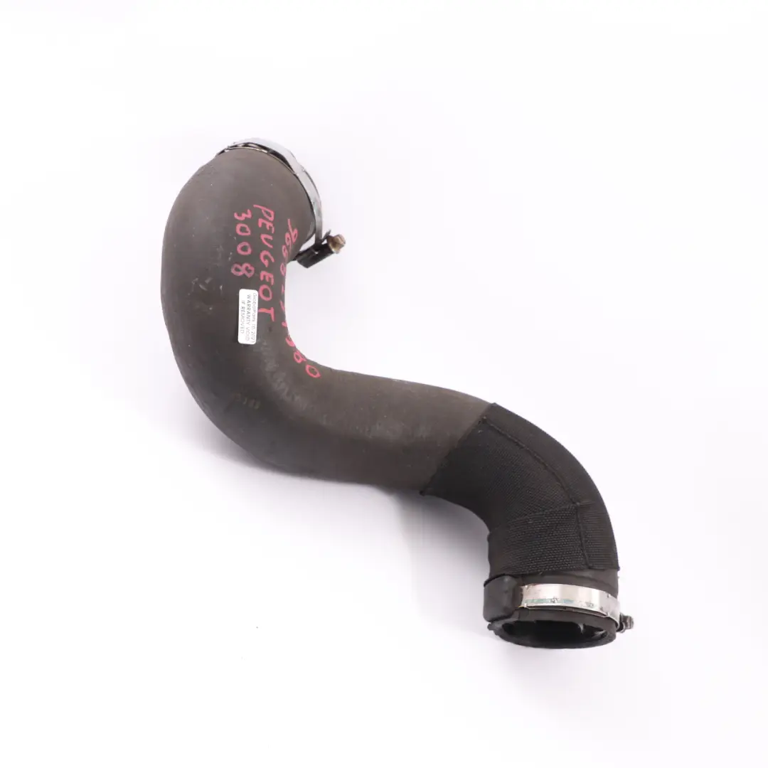 Tubo de admisión de aire del intercooler para Peugeot 3008 5008 2.0 HDI con número de pieza 9688234980 Peugeot 3008 5008 2.0 HDI Tubo de admisión de aire del intercooler - SKU 9688234980 - Número de pieza 9688234980