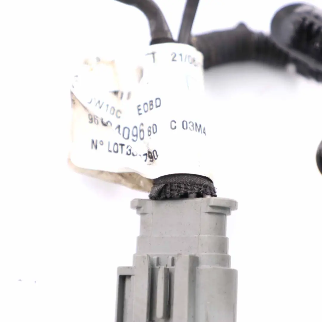 Glühkerze Kabelbaum Kabel für Peugeot 5008 2.0 HDI Diesel mit Teilenummer 9688409680 Peugeot 5008 2.0 HDI Diesel Glühkerze Kabelbaum Kabel - SKU 9688409680 - Teilenummer 9688409680