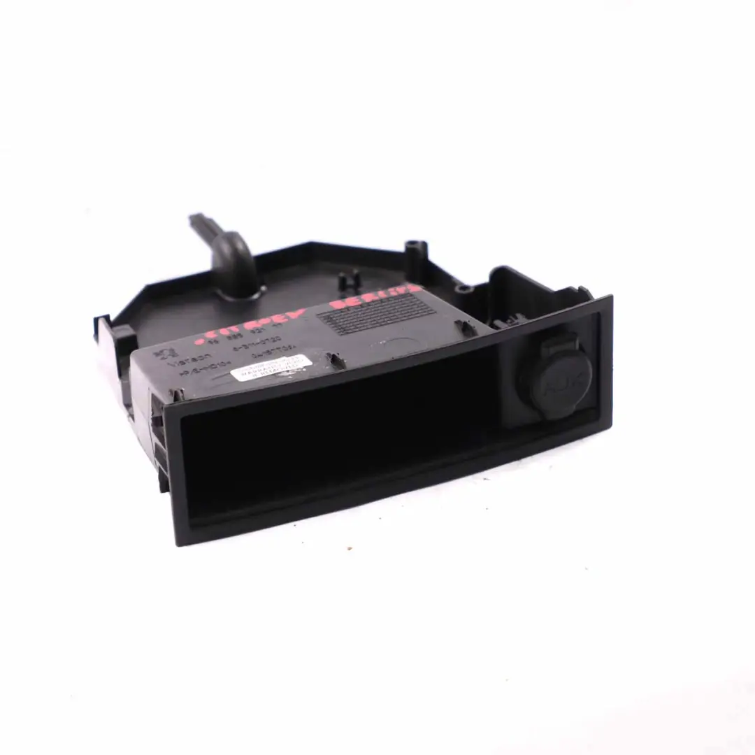  Citroen Berlingo Peugeot Partner Salpicadero Bandeja Aux Socket - SKU 9688592177 - Número de pieza 9688592177