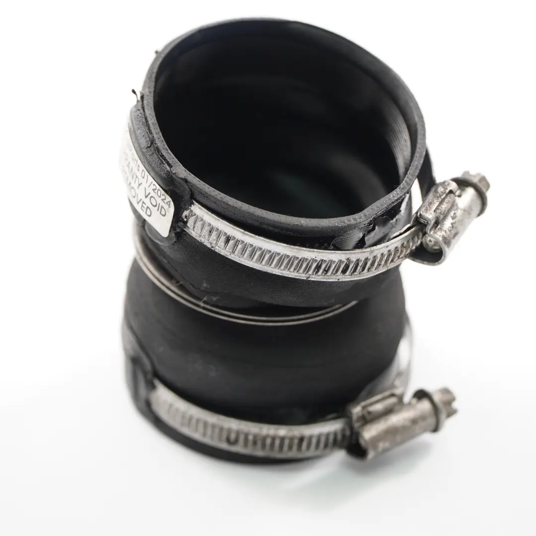 Corpo Farfallato Connettore Tubo Intercooler per Peugeot 3008 1.6 HDi con numero di parte 9689085480 Peugeot 3008 1.6 HDi Corpo Farfallato Connettore Tubo Intercooler - SKU 9689085480 - Numero di parte 9689085480