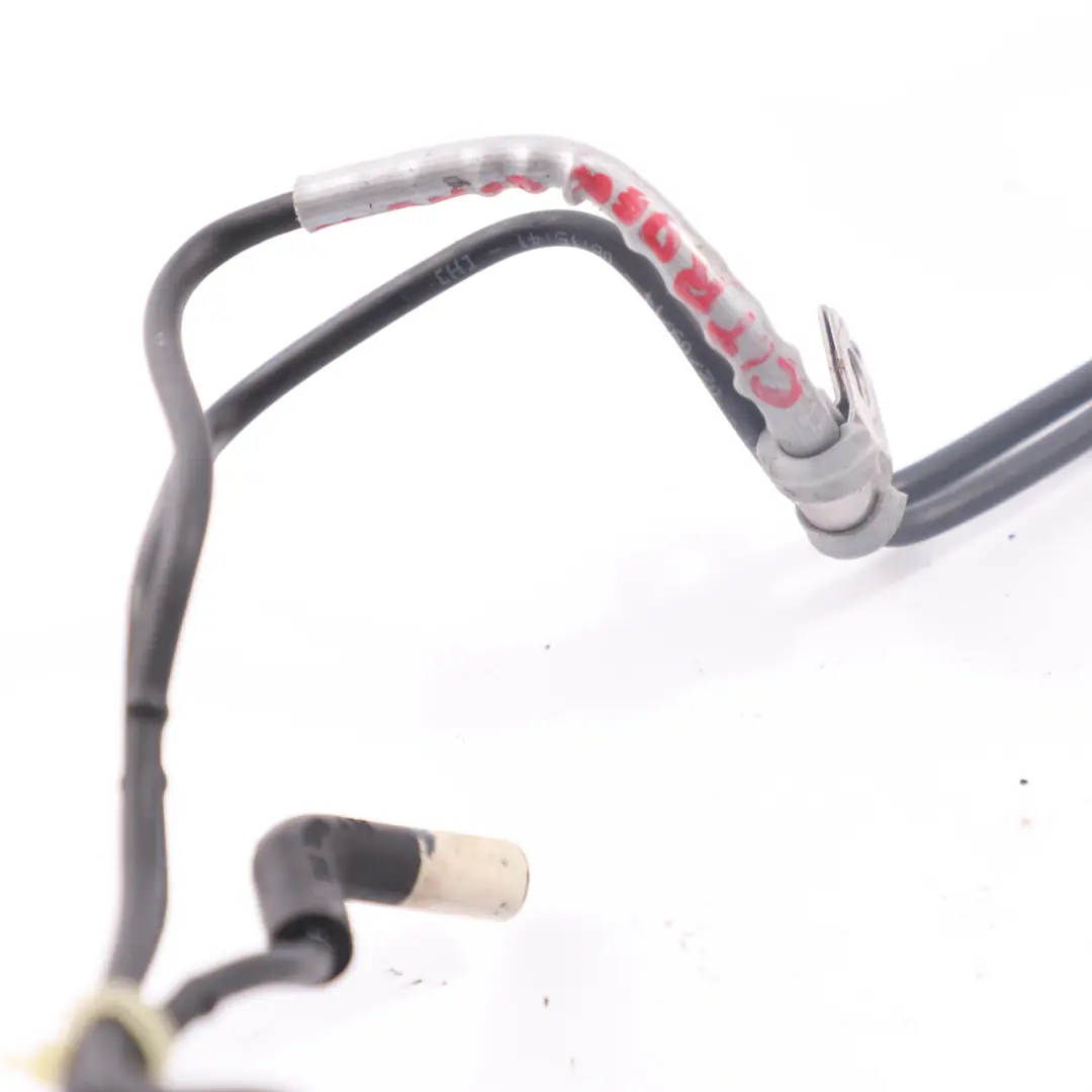 Unterdruck leitung Brems servo für Peugeot Partner Berlingo 1.6 HDI mit Teilenummer 9800559380 Peugeot Partner Berlingo 1.6 HDI Unterdruck leitung Brems servo - SKU 9800559380 - Teilenummer 9800559380