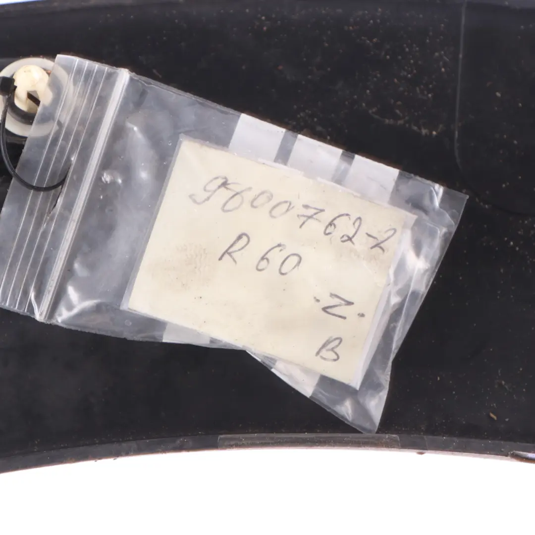 Delantero Derecho Tapa Arco Rueda Negro para Mini Cooper R60 R61 con número de pieza 9800762 Mini Cooper R60 R61 Delantero Derecho Tapa Arco Rueda Negro - SKU 9800762-2 - Número de pieza 9800762