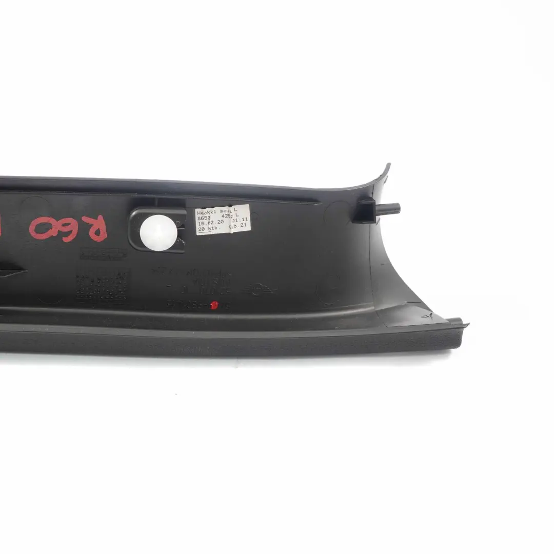 Pannello Rivestimento Laterale Portellone Sinistro per Mini Countryman R60 con numero di parte 9801415 Mini Countryman R60 Pannello Rivestimento Laterale Portellone Sinistro - SKU 9801415 - Numero di parte 9801415