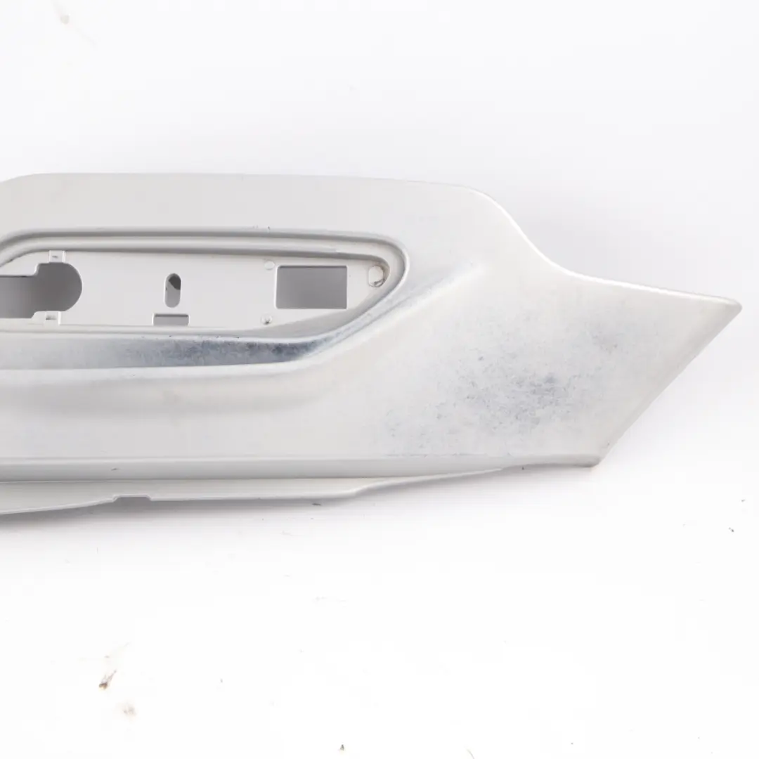 Trim Indicatore direzione Mini R60 R61 Countrym Copertura destra Argento 9802607 per con numero di parte 9804608 Trim Indicatore direzione Mini R60 R61 Countrym Copertura destra Argento 9802607 - SKU 9802607-1 - Numero di parte 9804608