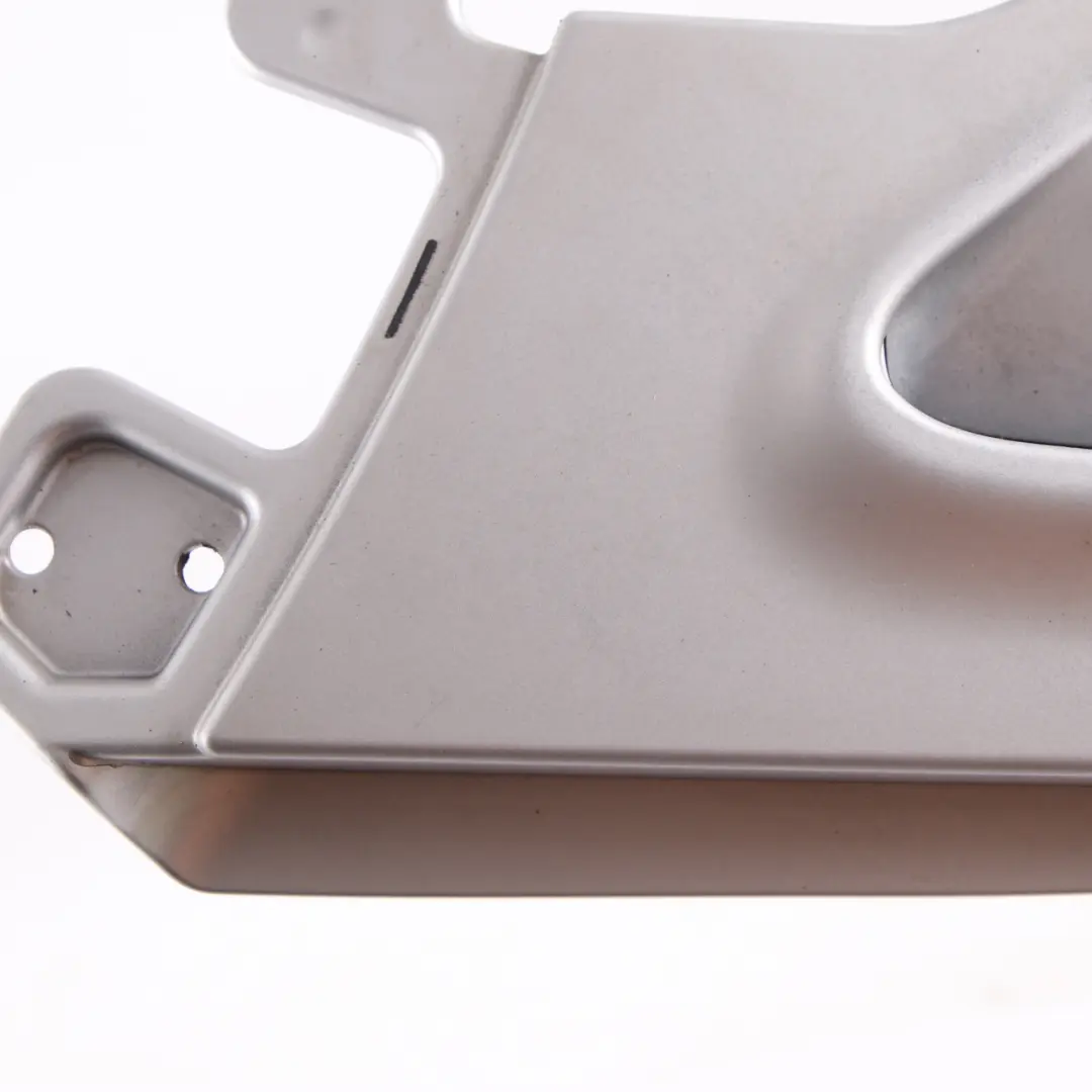 Obudowa Kierunkowskazu Prawa Srebrna do Mini R60 R61 o numerze 9804608 Mini R60 R61 Obudowa Kierunkowskazu Prawa Srebrna - SKU 9802607-1 - Numer Części 9804608