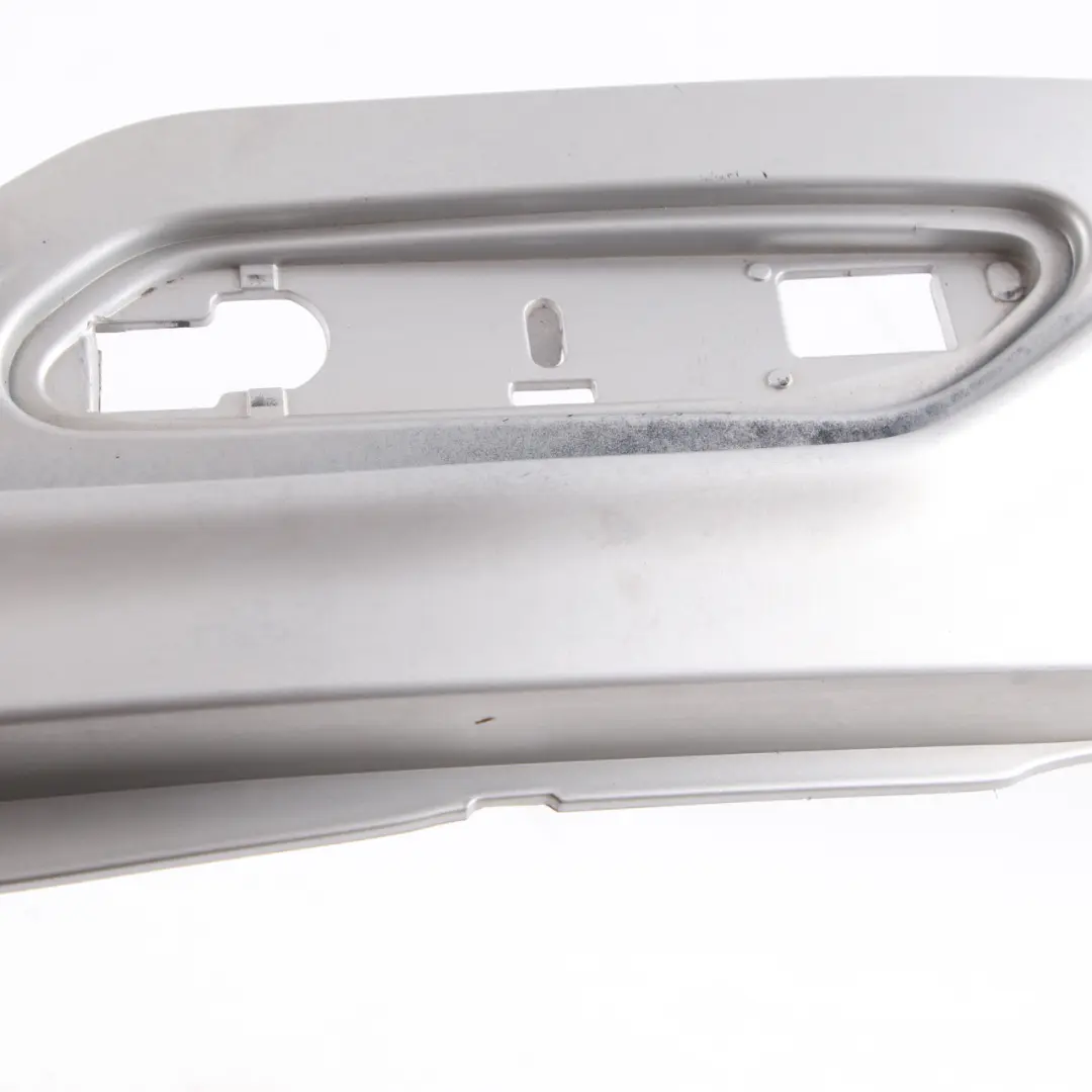 Cache clignotant Mini R60 R61 Countryman Cache droit Argent 9802607 pour à propos du numéro de pièce 9804608 Cache clignotant Mini R60 R61 Countryman Cache droit Argent 9802607 - SKU 9802607-1 - Numéro de pièce 9804608