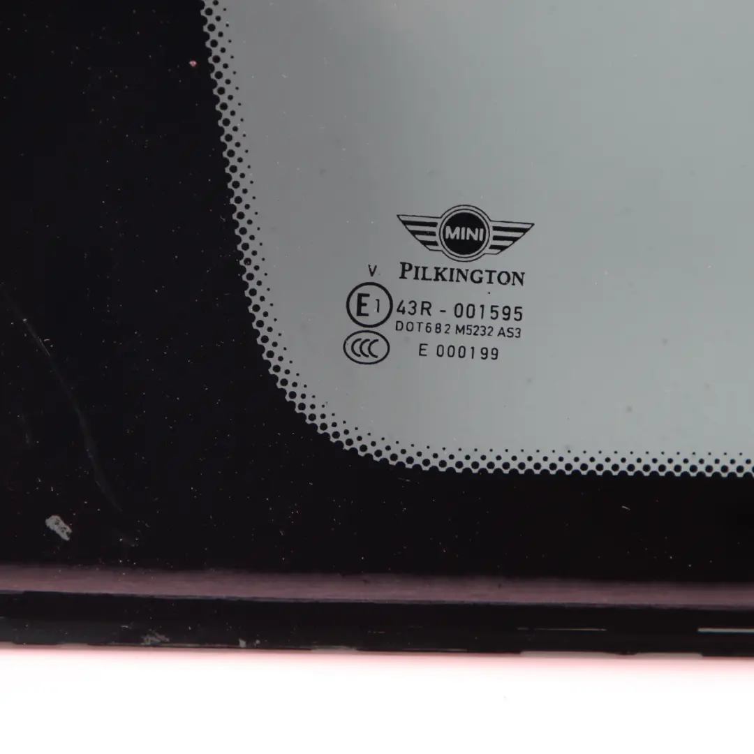 Vetro Fisso Laterale AS3 SSG Oscurato Posteriore Sinistro per Mini Countryman R60 con numero di parte 9802749 Mini Countryman R60 Vetro Fisso Laterale AS3 SSG Oscurato Posteriore Sinistro - SKU 9802749-1 - Numero di parte 9802749