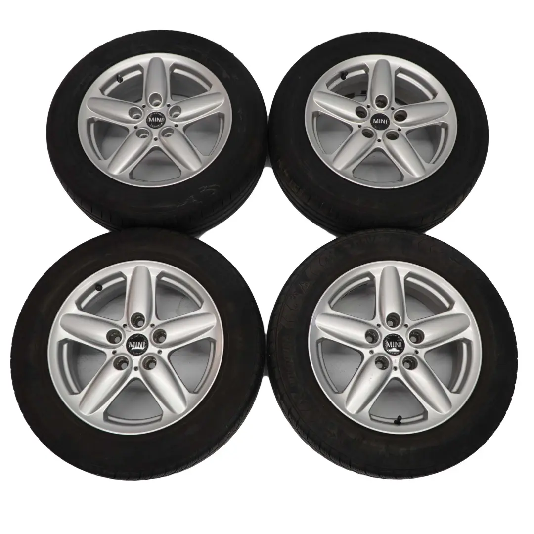 Komplettes 4x Rad Alufelgen Felgen 16" 6,5J 5-Star Single Spoke Reifen für Mini R60 mit Teilenummer 9803720 Mini R60 Komplettes 4x Rad Alufelgen Felgen 16" 6,5J 5-Star Single Spoke Reifen - SKU 9803720-SET - Teilenummer 9803720