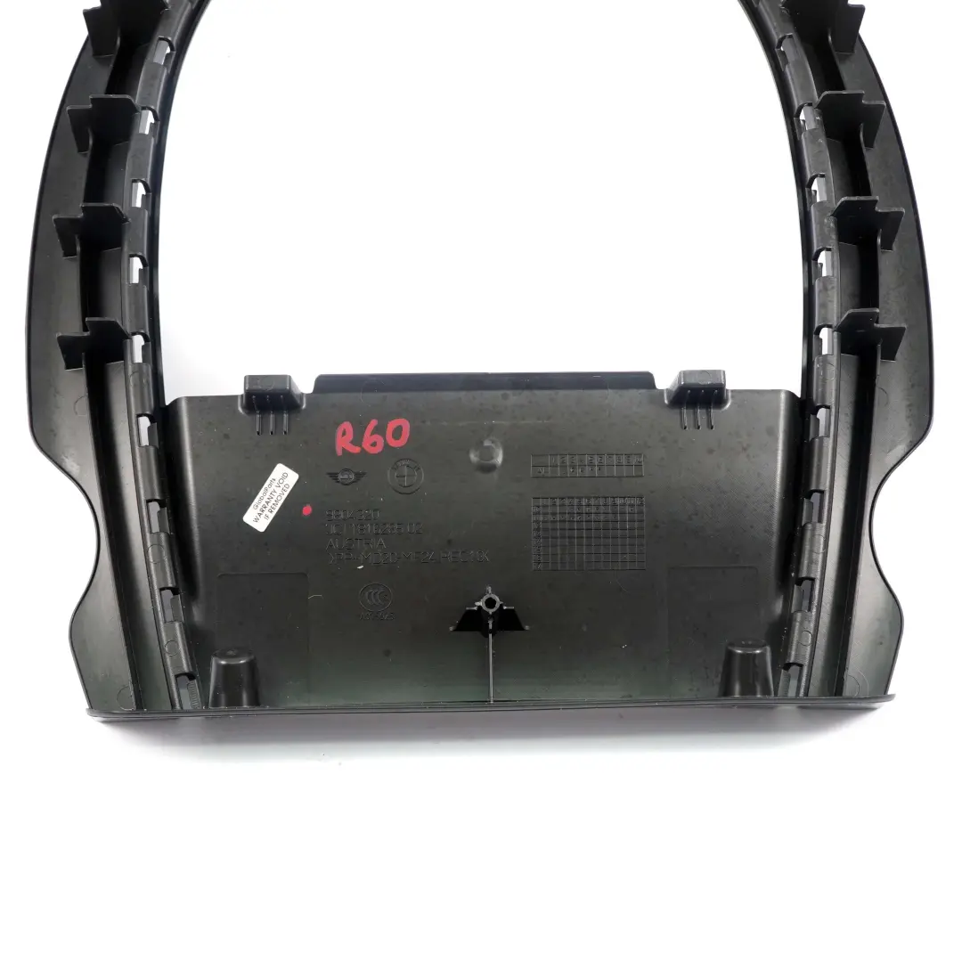 Cache arriere siege sport Noir pour Mini R60 Countryman à propos du numéro de pièce 9804320 Mini R60 Countryman Cache arriere siege sport Noir - SKU 9804320 - Numéro de pièce 9804320