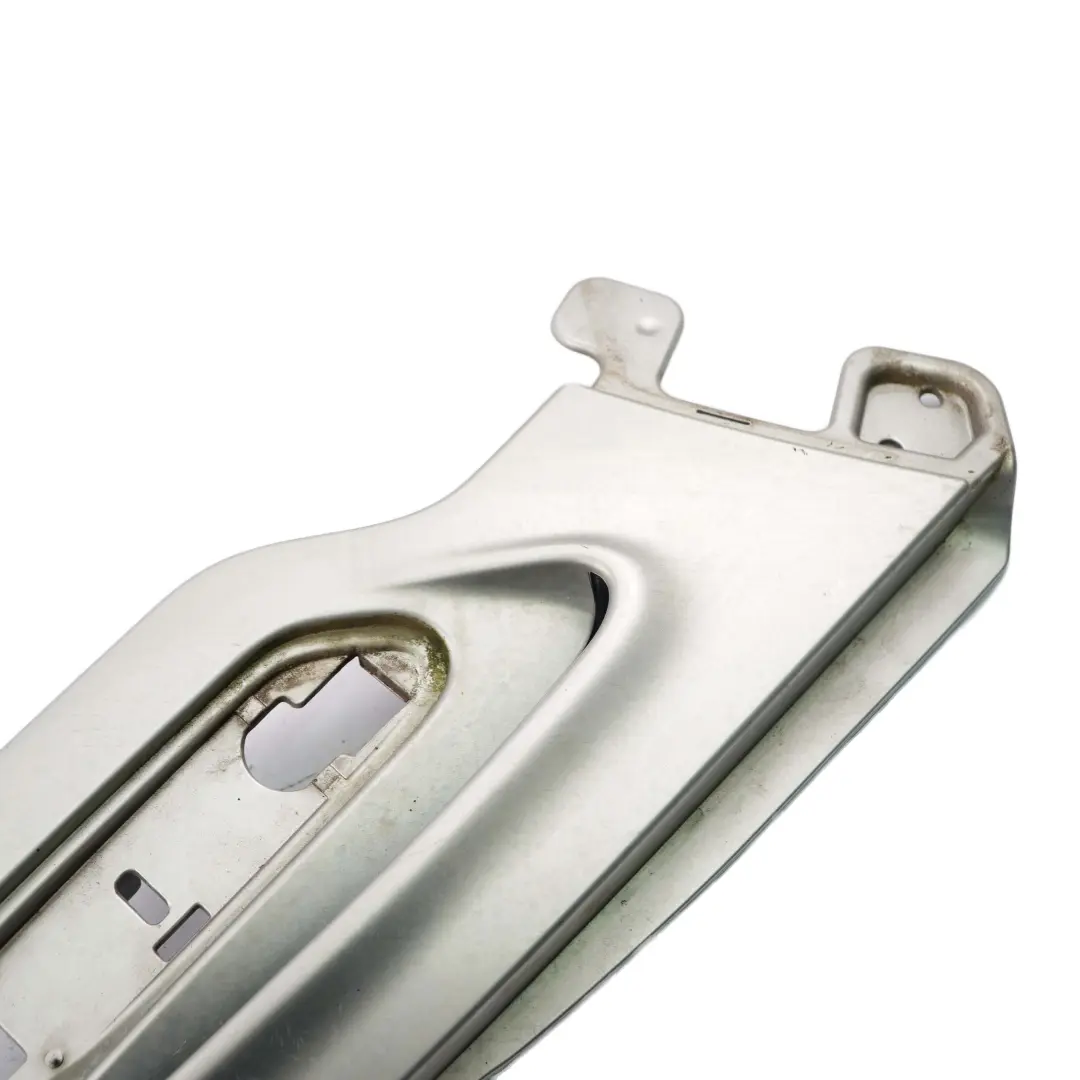 Indicatore Freccia Anteriore Sinistra Apertura Argento per Mini R60 R61 con numero di parte 9804607 Mini R60 R61 Indicatore Freccia Anteriore Sinistra Apertura Argento - SKU 9804607-1 - Numero di parte 9804607