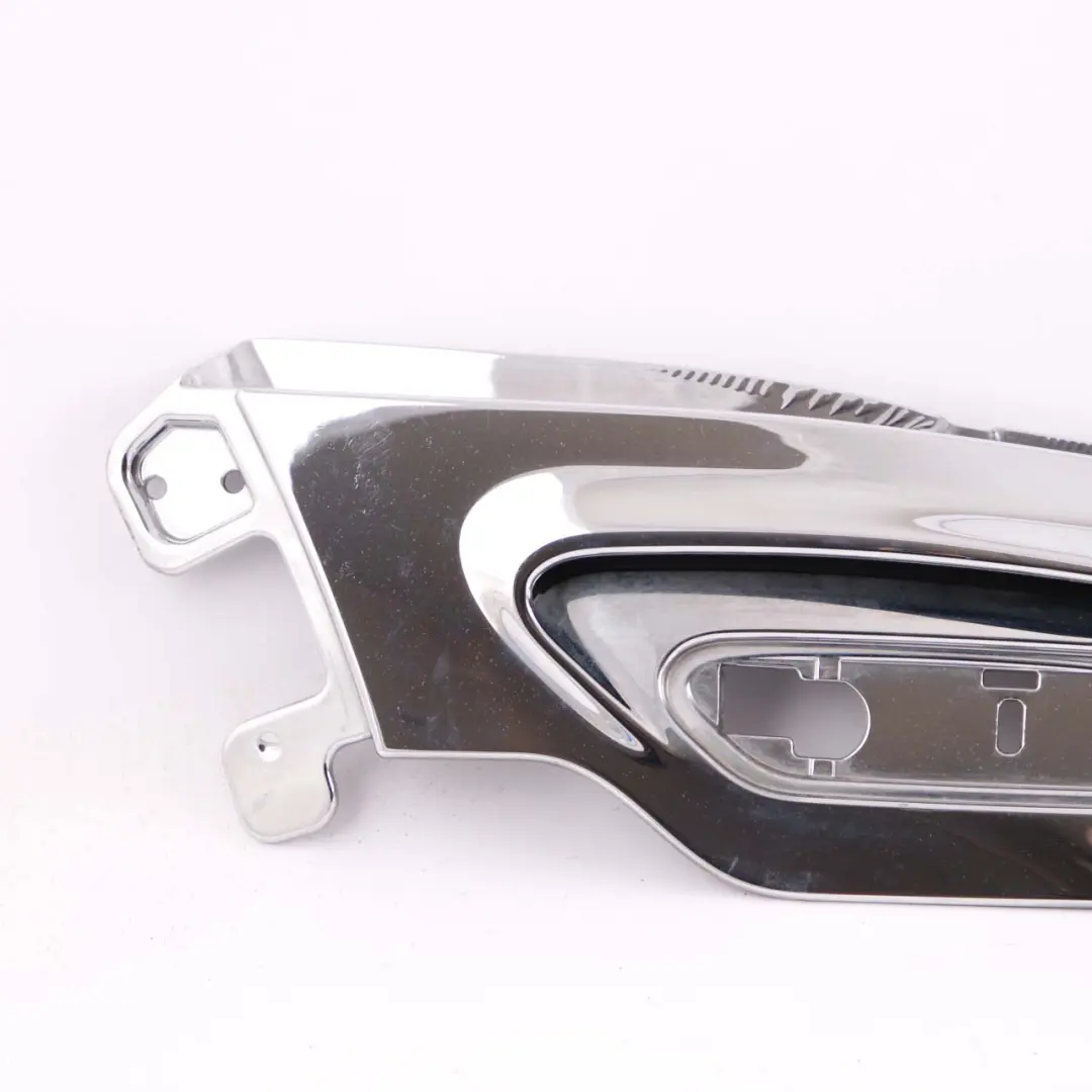 Copertura Trim Indicatore direzione laterale sinistro Cromo 9802607 per Mini R60 R61 con numero di parte 9804611 Mini R60 R61 Copertura Trim Indicatore direzione laterale sinistro Cromo 9802607 - SKU 9804611 - Numero di parte 9804611