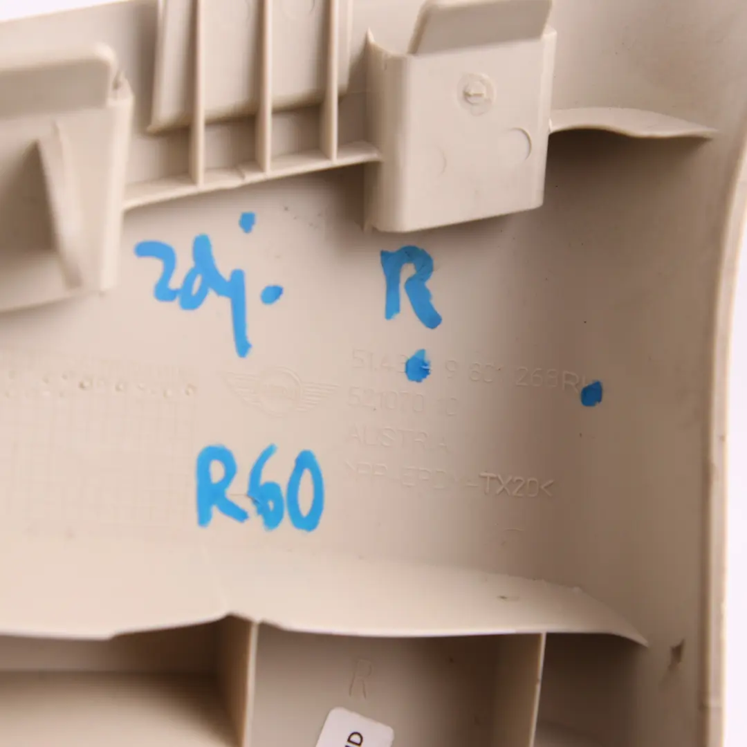 Columna C Pilar Embellecedor Panel Derecho Beige Claro para MINI R60 con número de pieza 9804682 MINI R60 Columna C Pilar Embellecedor Panel Derecho Beige Claro - SKU 9804682 - Número de pieza 9804682