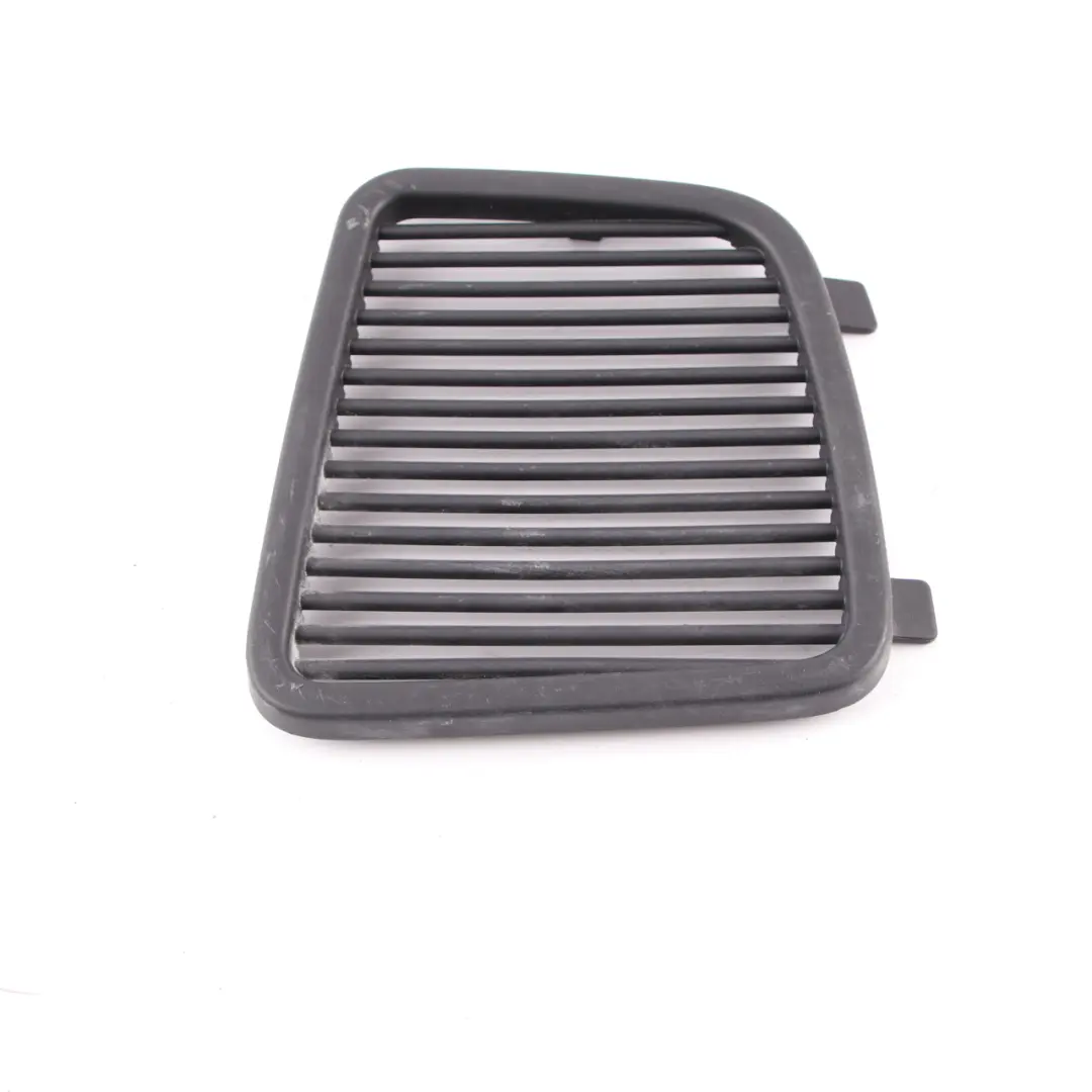 Kratka Boczna Osłona Bagażnika do MINI R60 o numerze 9804909 MINI R60 Kratka Boczna Osłona Bagażnika - SKU 9804909 - Numer Części 9804909