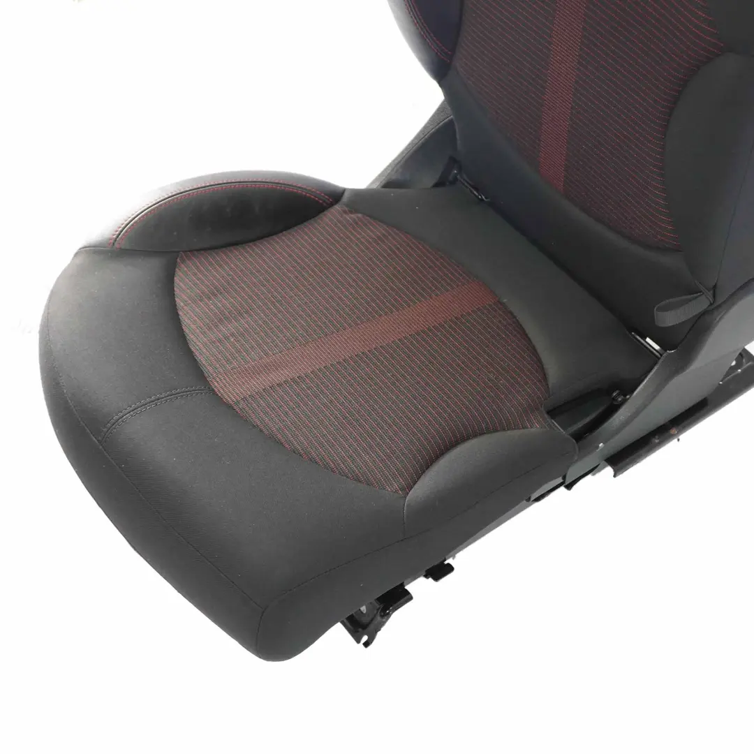 Hinten Rechts Klappsitz Stoff Leder Parallele Linien Rot für Mini R60 Countryman mit Teilenummer 9805196 Mini R60 Countryman Hinten Rechts Klappsitz Stoff Leder Parallele Linien Rot - SKU 9805196 - Teilenummer 9805196