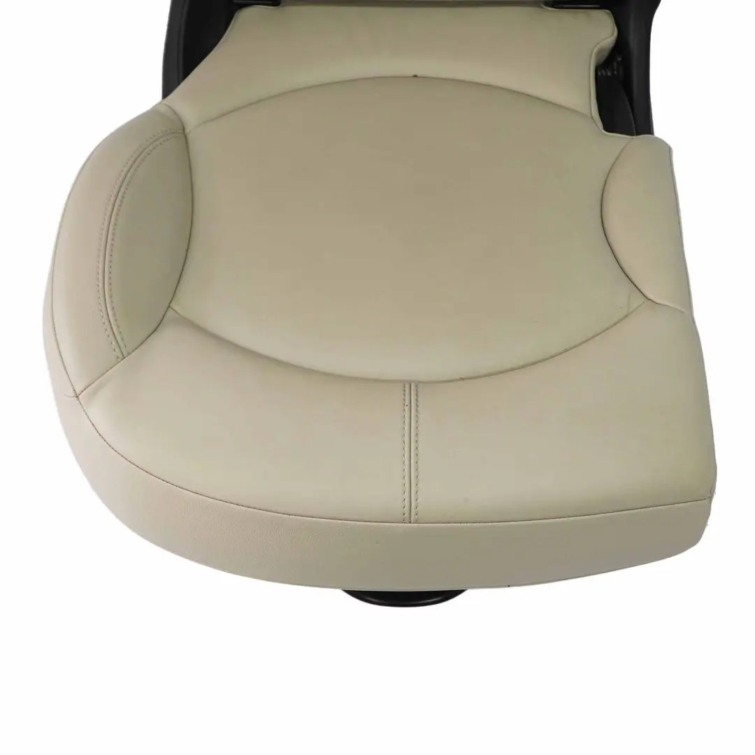 Siège Arrière Droit Rabattable Cuir Gravity Polar Beige pour Mini R60 Countryman à propos du numéro de pièce 9805248 Mini R60 Countryman Siège Arrière Droit Rabattable Cuir Gravity Polar Beige - SKU 9805248 - Numéro de pièce 9805248