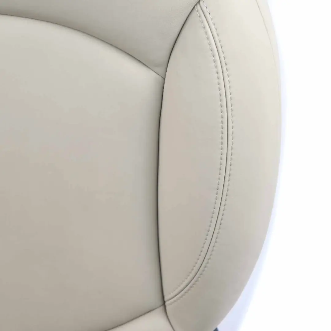 Fotel Siedzisko Kanapa Prawy Tył Skórzany Beżowy Polar Beige do Mini R60 o numerze 9805254 Mini R60 Fotel Siedzisko Kanapa Prawy Tył Skórzany Beżowy Polar Beige - SKU 9805254 - Numer Części 9805254