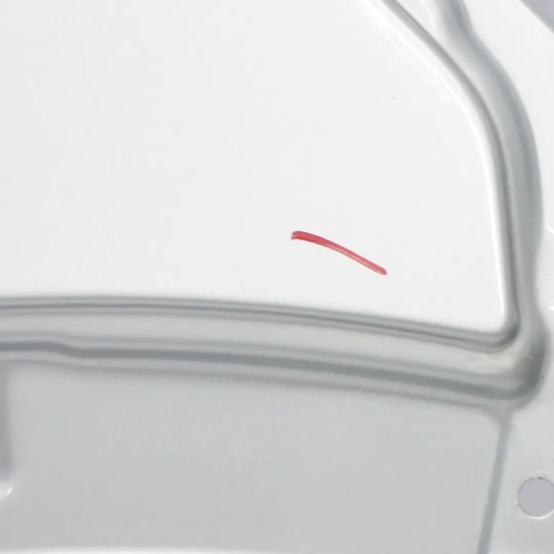 Seitenverkleidung Kotflügel vorne rechts Crystal Silver - B12 für Mini R60 R61 mit Teilenummer 9805644 Mini R60 R61 Seitenverkleidung Kotflügel vorne rechts Crystal Silver - B12 - SKU 9805644-CRS1 - Teilenummer 9805644