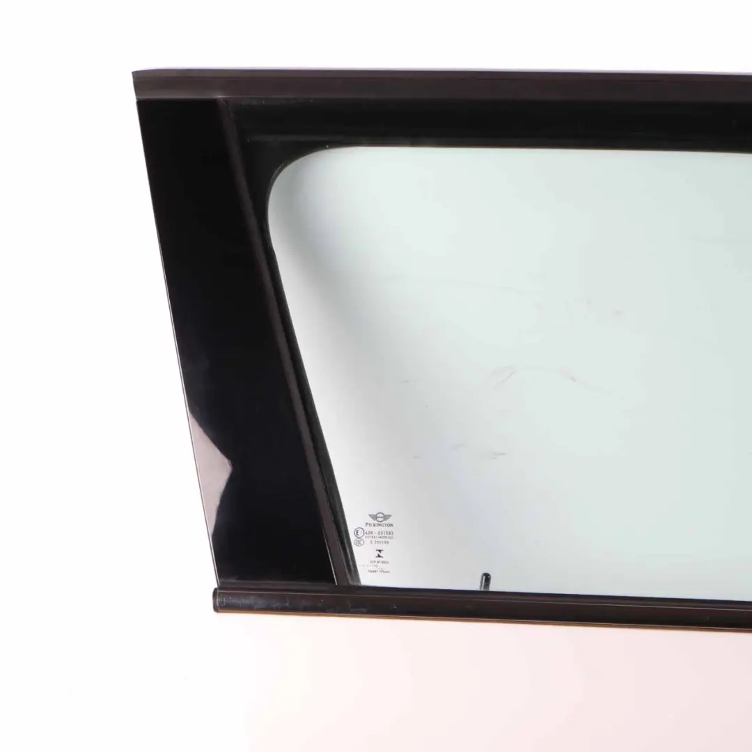 Door Front Right O/S Light White - B15 to Mini Countryman R60 with Part number 9805928 Mini Countryman R60 Door Front Right O/S Light White - B15 - SKU 9805928-LW - Part number 9805928