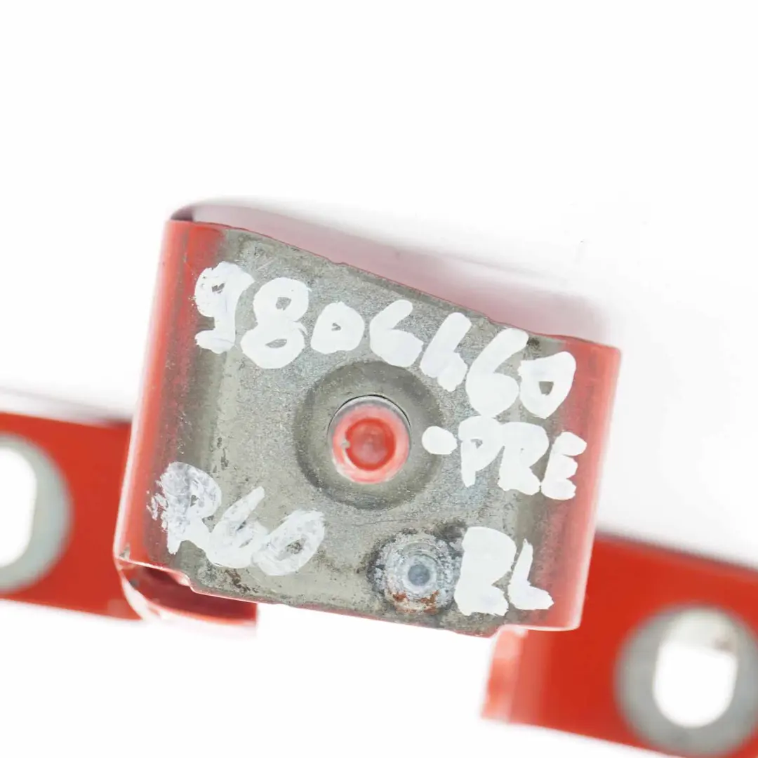 Bisagra Trasera Tapa Maletero Izquierda Rojo Puro - B16 para Mini Countryman R60 con número de pieza 9806460 Mini Countryman R60 Bisagra Trasera Tapa Maletero Izquierda Rojo Puro - B16 - SKU 9806460-PRE - Número de pieza 9806460