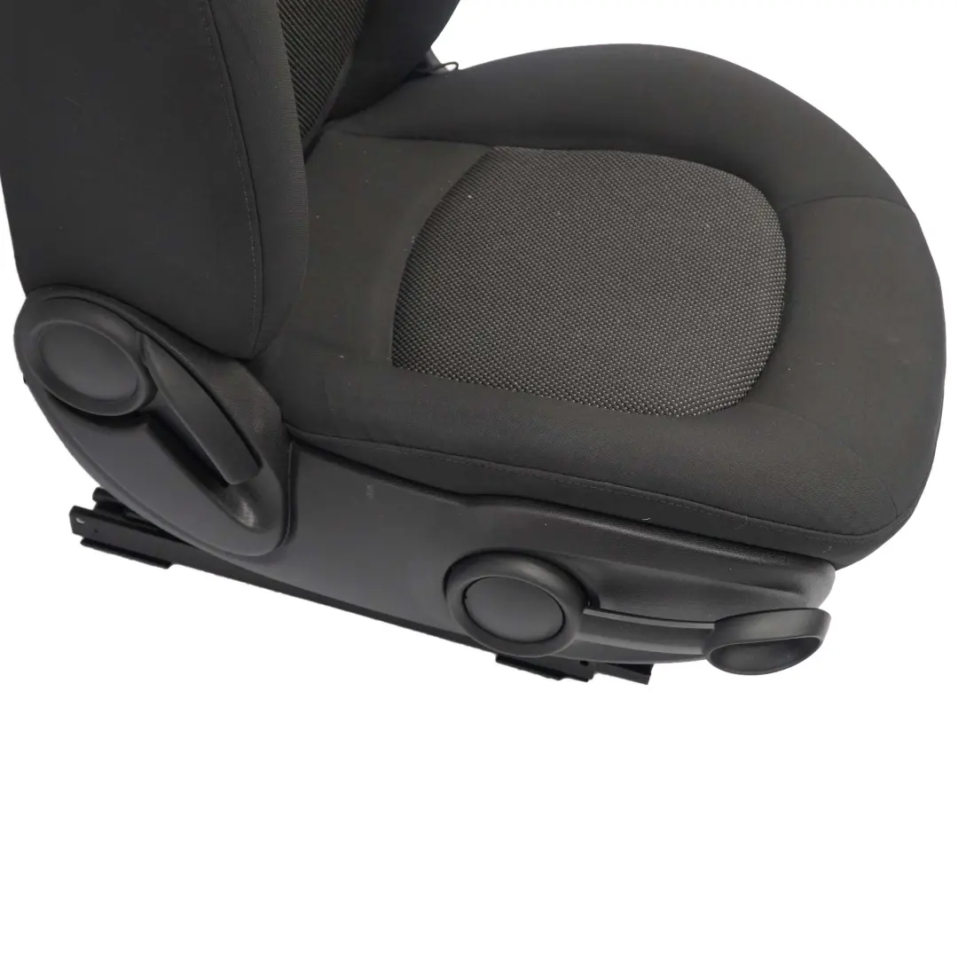 Vorne Rechts Stoff Cosmos Panther Schwarz Sitz für Mini Cooper One R60 Countryman mit Teilenummer 9806582 Mini Cooper One R60 Countryman Vorne Rechts Stoff Cosmos Panther Schwarz Sitz - SKU 9806582-2 - Teilenummer 9806582