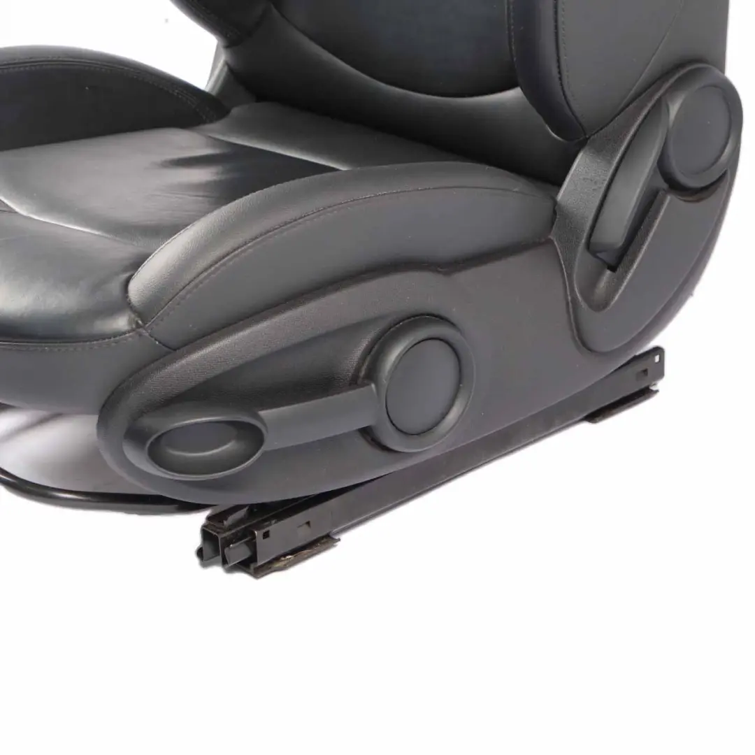 Sedile anteriore Riscaldato Sinistro Pelle Gravità Carbon per Mini Cooper R60 Sport con numero di parte 9806611 Mini Cooper R60 Sport Sedile anteriore Riscaldato Sinistro Pelle Gravità Carbon - SKU 9806611-1 - Numero di parte 9806611