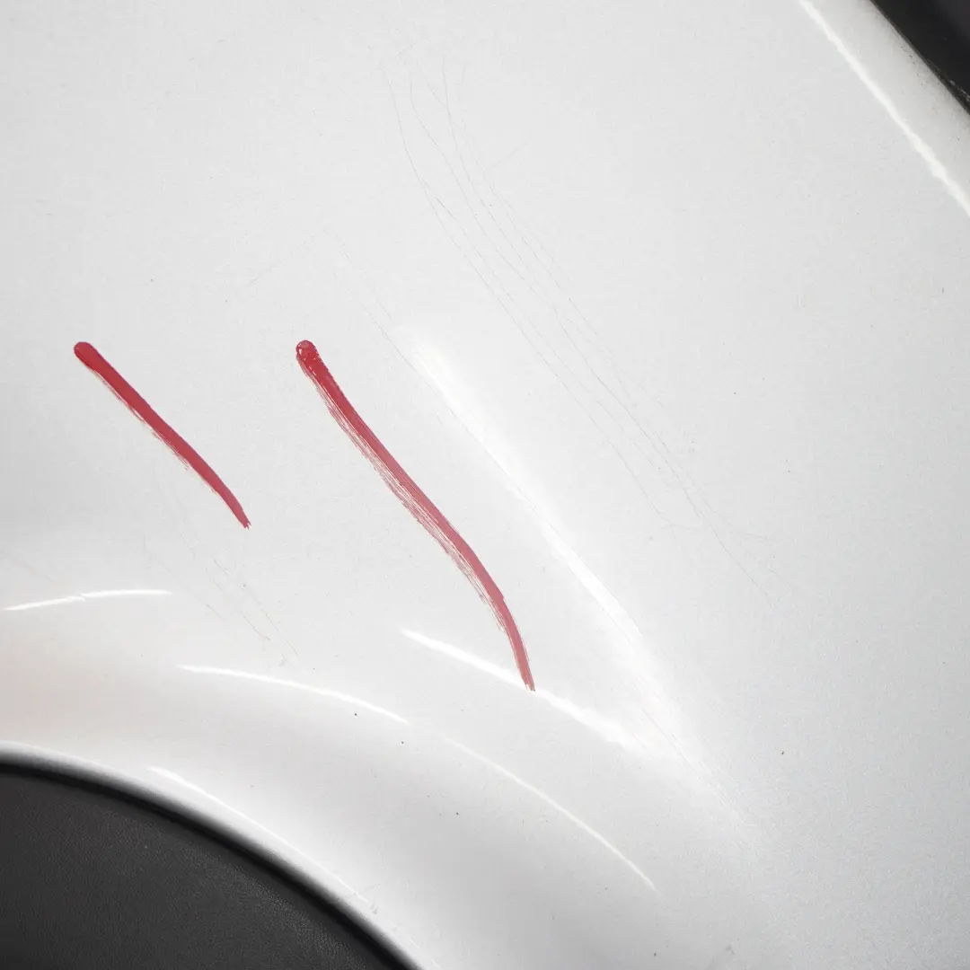 Paraurti Posteriore PDC Crystal Silver - B12 per Mini Countryman R60 Cooper S con numero di parte 9806647 Mini Countryman R60 Cooper S Paraurti Posteriore PDC Crystal Silver - B12 - SKU 9806647-CRS - Numero di parte 9806647