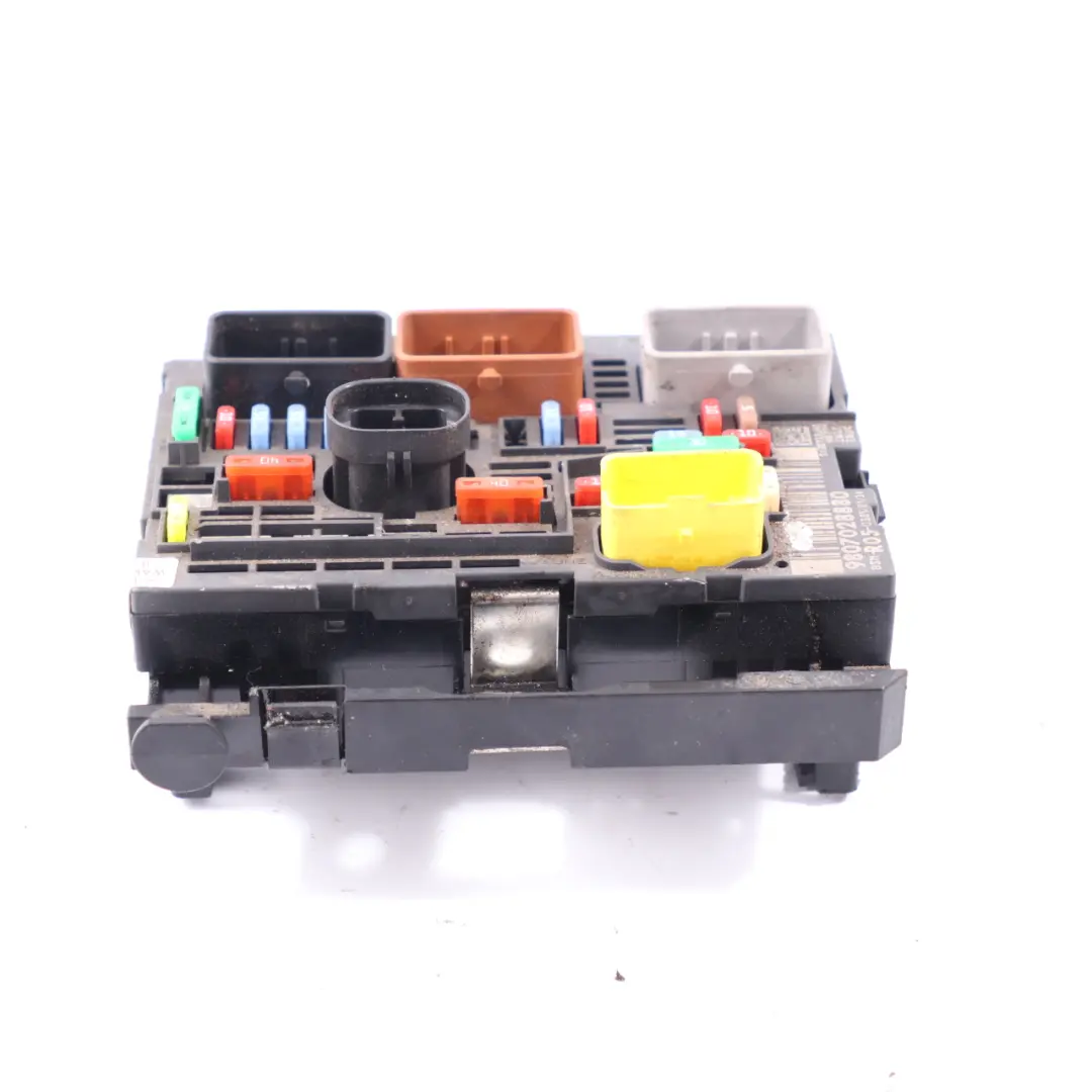  Boîte fusibles Citroën Berlingo Peugeot Partner BSM Module Unit 9807028880 - SKU 9807028750 - Numéro de pièce 9807028750