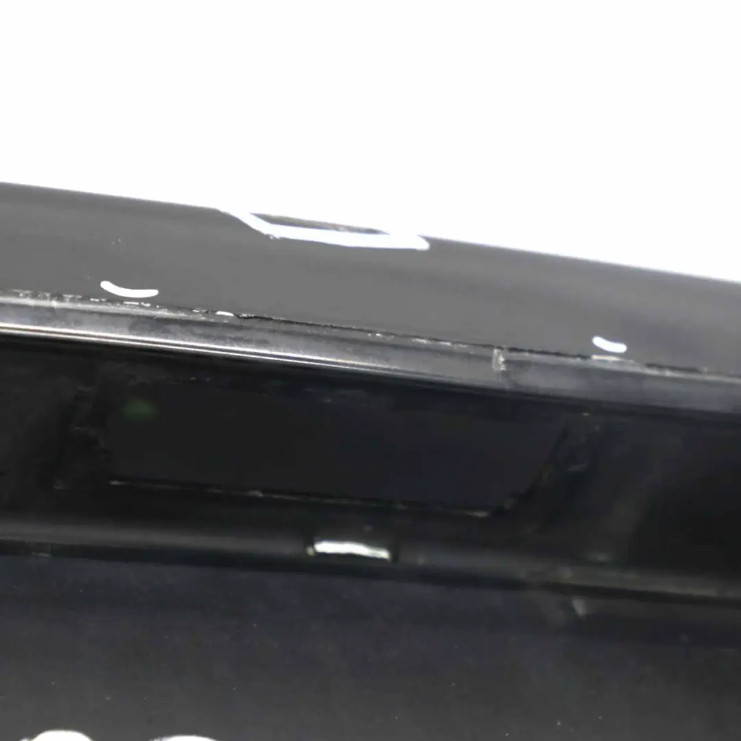 Paraurti posteriore PDC Trim Panel Nero Assoluto B11 per Mini Countryman R60 con numero di parte 9807198 Mini Countryman R60 Paraurti posteriore PDC Trim Panel Nero Assoluto B11 - SKU 9807198-ABS1 - Numero di parte 9807198