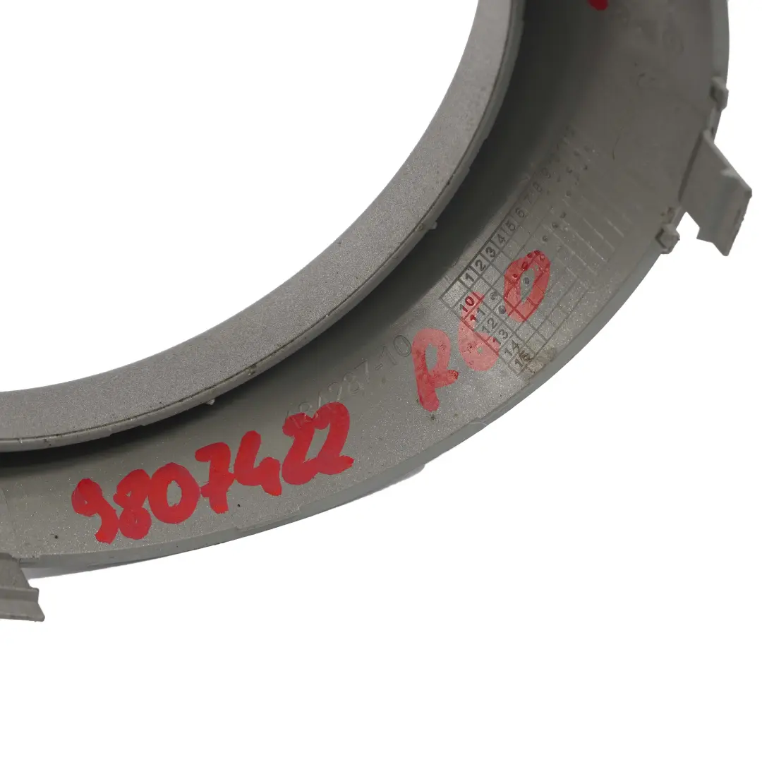 Pomello Cambio Anello Rivestimento Grigio Scuro 9801636 per Mini Countryman R60 con numero di parte 9807422 Mini Countryman R60 Pomello Cambio Anello Rivestimento Grigio Scuro 9801636 - SKU 9807422 - Numero di parte 9807422