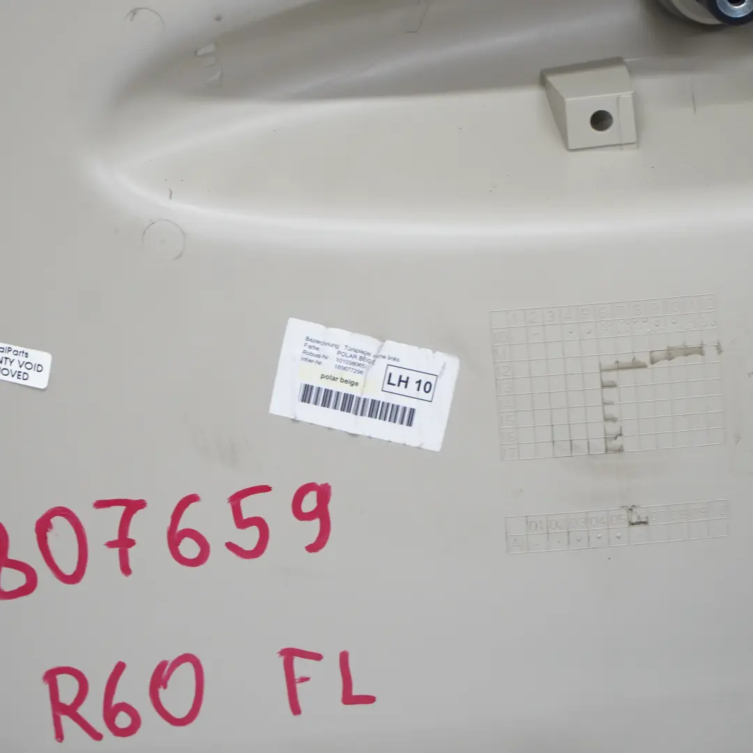 Tapicerka Boczek Drzwi Lewy Przód do Mini R60 o numerze 9807659 Mini R60 Tapicerka Boczek Drzwi Lewy Przód - SKU 9807659 - Numer Części 9807659