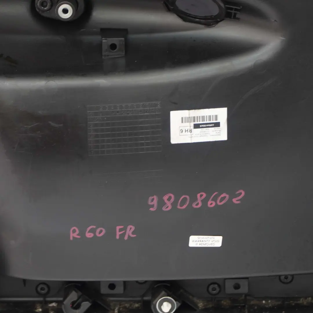 Tarjeta De Puerta Delantera Derecha Plain Trim Panel Negro Carbono para Mini R60 con número de pieza 9808602 Mini R60 Tarjeta De Puerta Delantera Derecha Plain Trim Panel Negro Carbono - SKU 9808602 - Número de pieza 9808602