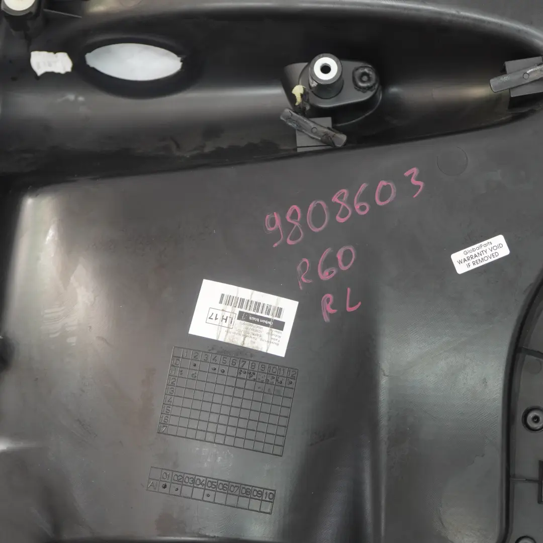 Pannello Porta Carenatura Posteriore Sinistra Carbonio Nero per Mini Countryman R60 con numero di parte 9808603 Mini Countryman R60 Pannello Porta Carenatura Posteriore Sinistra Carbonio Nero - SKU 9808603 - Numero di parte 9808603