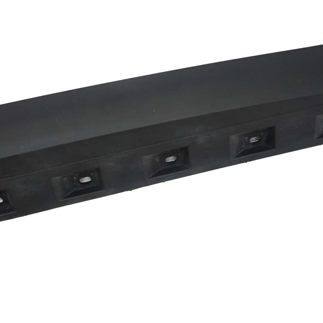 Faldón lateral derecho Embellecedor umbral puerta imprimado para Mini Paceman R61 con número de pieza 9808936 Mini Paceman R61 Faldón lateral derecho Embellecedor umbral puerta imprimado - SKU 9808936-1 - Número de pieza 9808936