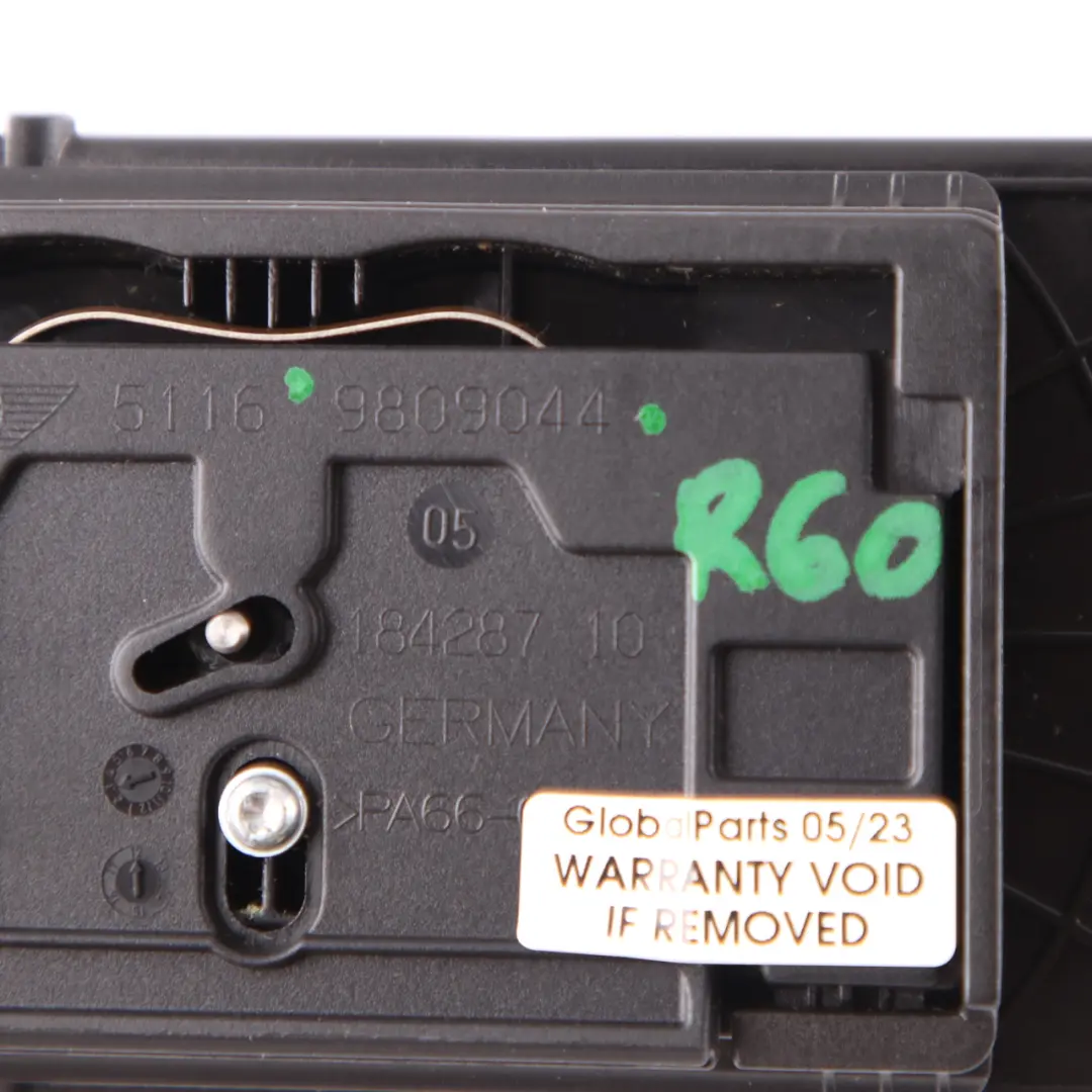 Teléfono Smartphone Soporte Adaptador Snap-in para Mini R60 R61 con número de pieza 9809044 Mini R60 R61 Teléfono Smartphone Soporte Adaptador Snap-in - SKU 9809044 - Número de pieza 9809044