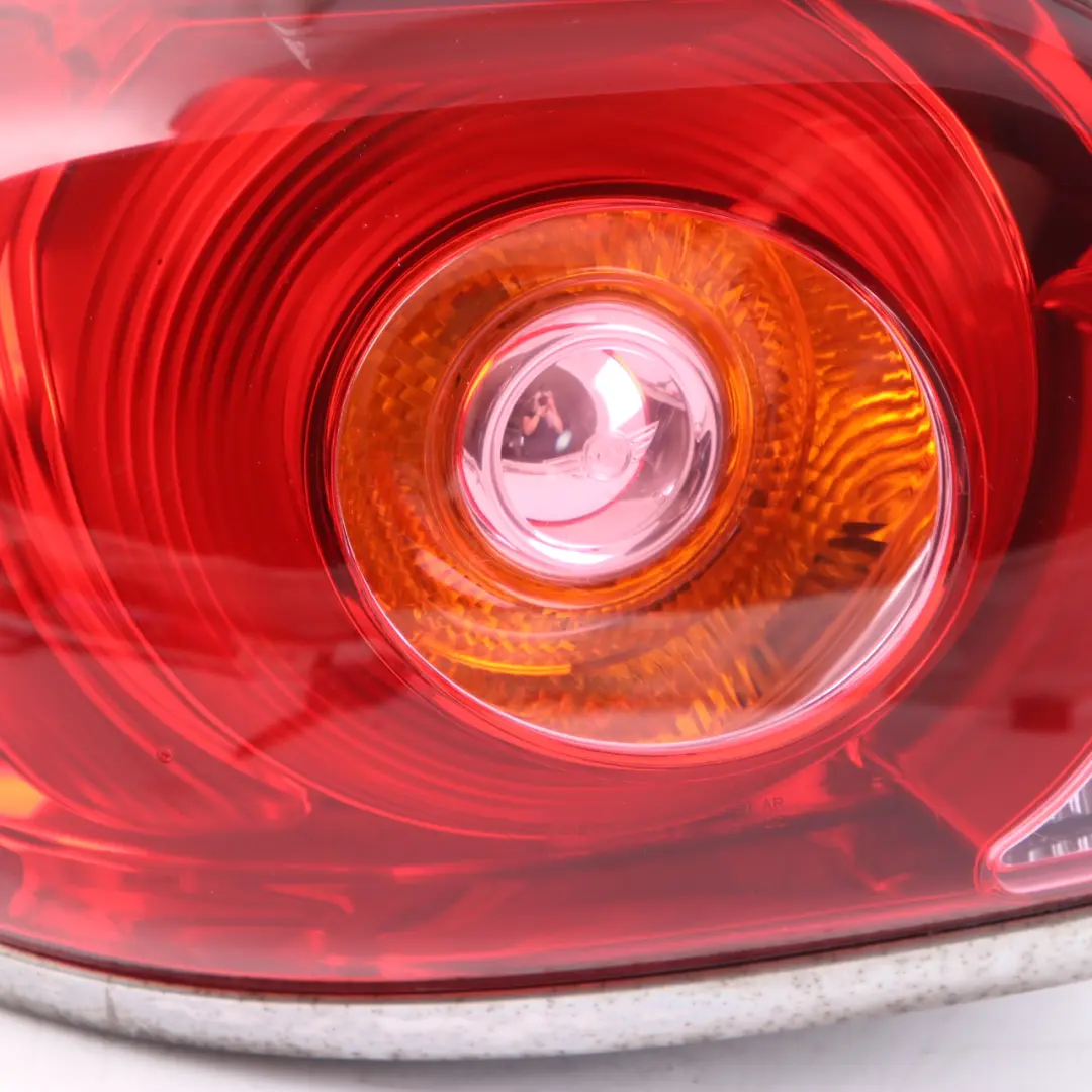 Feu arrière gauche pour Mini Paceman R61 à propos du numéro de pièce 9809539 Mini Paceman R61 Feu arrière gauche - SKU 9809539 - Numéro de pièce 9809539