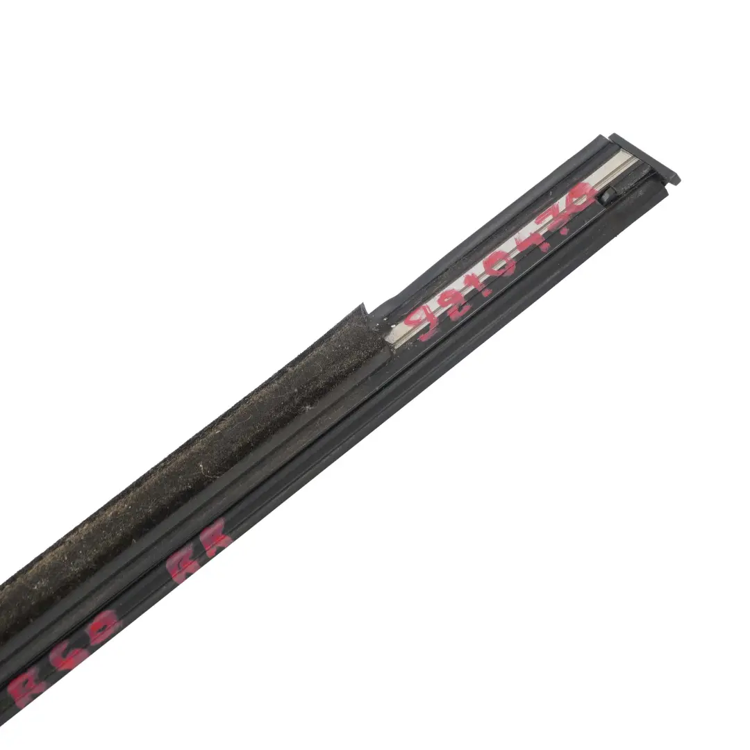 Mini Countryman R60 Schachtabdeckung TĂĽr Aussen Hinten Rechts - SKU 9810470 - Teilenummer 9810470