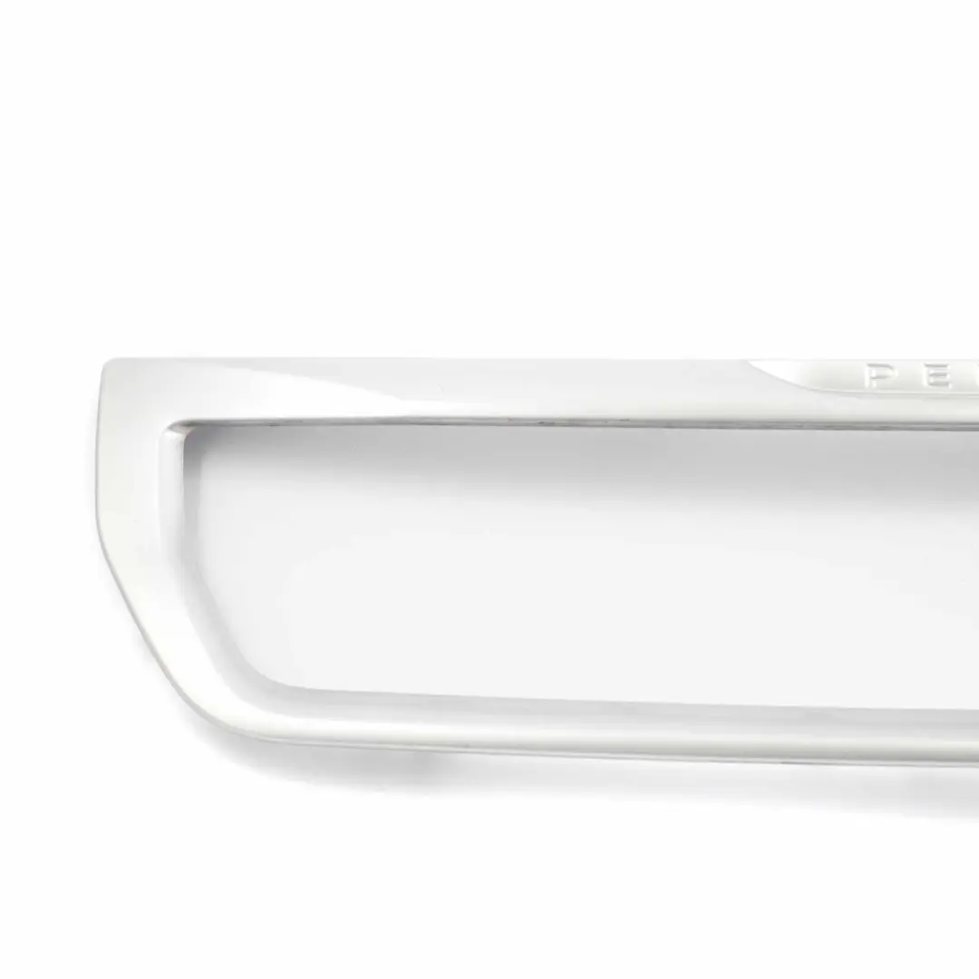 Peugeot Partner Pare-chocs avant Grille centrale Garniture Chromée - SKU 9810964777 - Numéro de pièce 9810964777