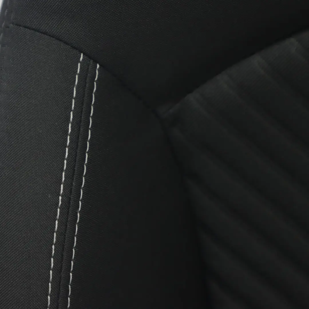 Panno Tessuto Traccia Diagonale Sedile Anteriore Destro per MINI Cooper R60 Sport con numero di parte 9811294 MINI Cooper R60 Sport Panno Tessuto Traccia Diagonale Sedile Anteriore Destro - SKU 9811294-1 - Numero di parte 9811294