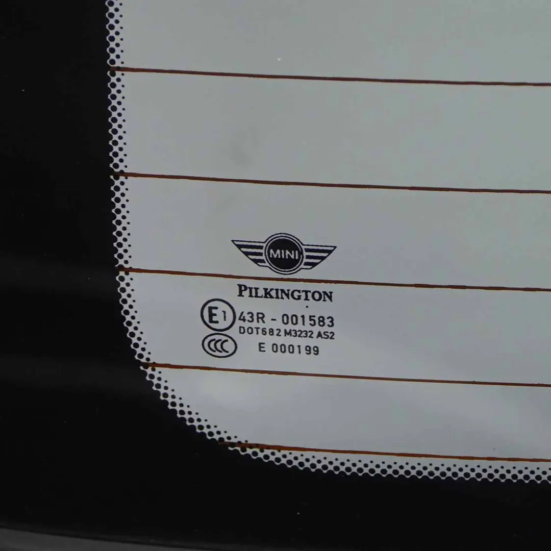 Boot Tailgate Trunk Lid Light White - B15 to Mini Countryman R60 with Part number 9811574 Mini Countryman R60 Boot Tailgate Trunk Lid Light White - B15 - SKU 9811574-LW1 - Part number 9811574