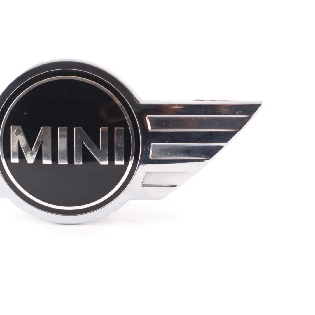 Emblema Frontal Insignia Logo Cromo para MINI Cooper R60 R61 2 con número de pieza 9811725 MINI Cooper R60 R61 2 Emblema Frontal Insignia Logo Cromo - SKU 9811725-2 - Número de pieza 9811725