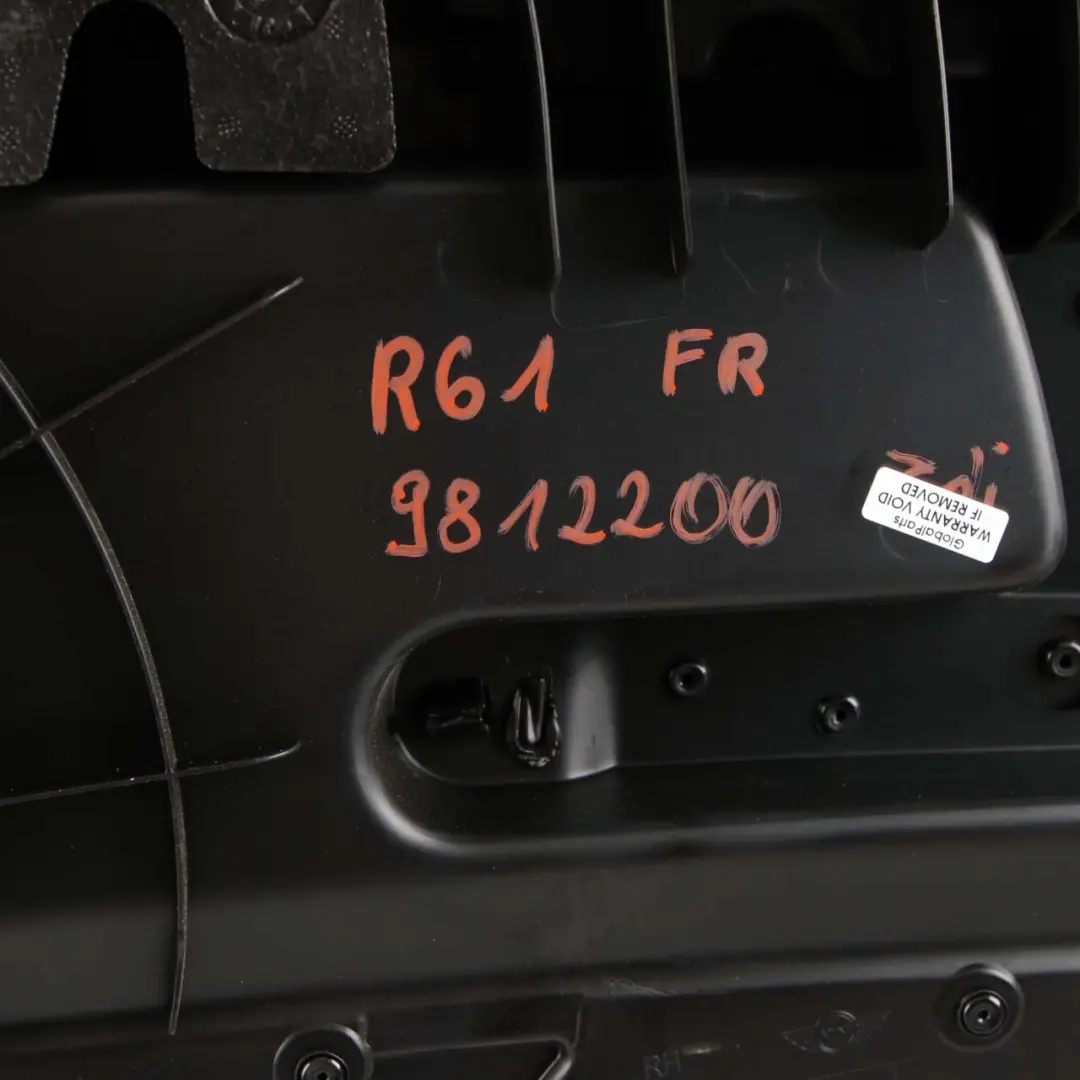 Scheda porta Mini R61 Paceman anteriore destro Pannello Pianoforte nero carbonio per con numero di parte 9812200 Scheda porta Mini R61 Paceman anteriore destro Pannello Pianoforte nero carbonio - SKU 9812200 - Numero di parte 9812200