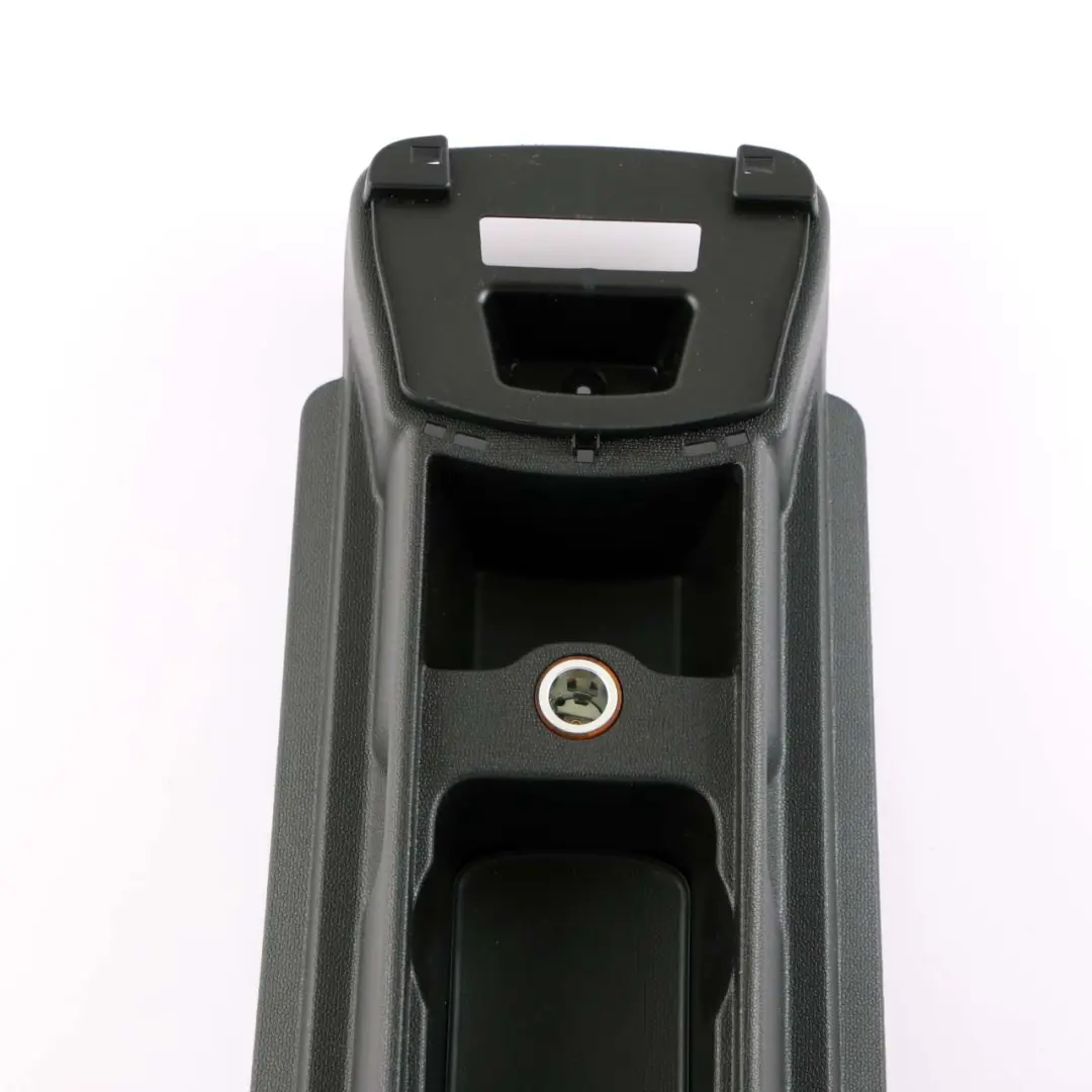 Consola Central Mini R61 Paceman Panel Trasero Almacenamiento Negro para con número de pieza 9812454 Consola Central Mini R61 Paceman Panel Trasero Almacenamiento Negro - SKU 9812454 - Número de pieza 9812454