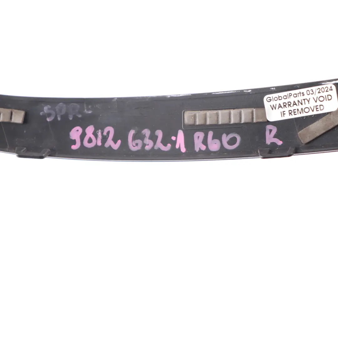 Embellecedor Piloto Trasero Negro Piano Tapa Derecha para Mini Countryman R60 con número de pieza 9812632 Mini Countryman R60 Embellecedor Piloto Trasero Negro Piano Tapa Derecha - SKU 9812632-1 - Número de pieza 9812632