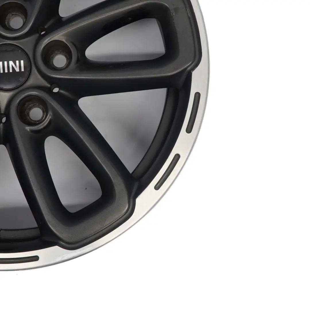 Felga Aluminiowa 17"7J ET:50 do Mini R60 R61 o numerze 9812676 Mini R60 R61 Felga Aluminiowa 17"7J ET:50 - SKU 9812676-1 - Numer Części 9812676