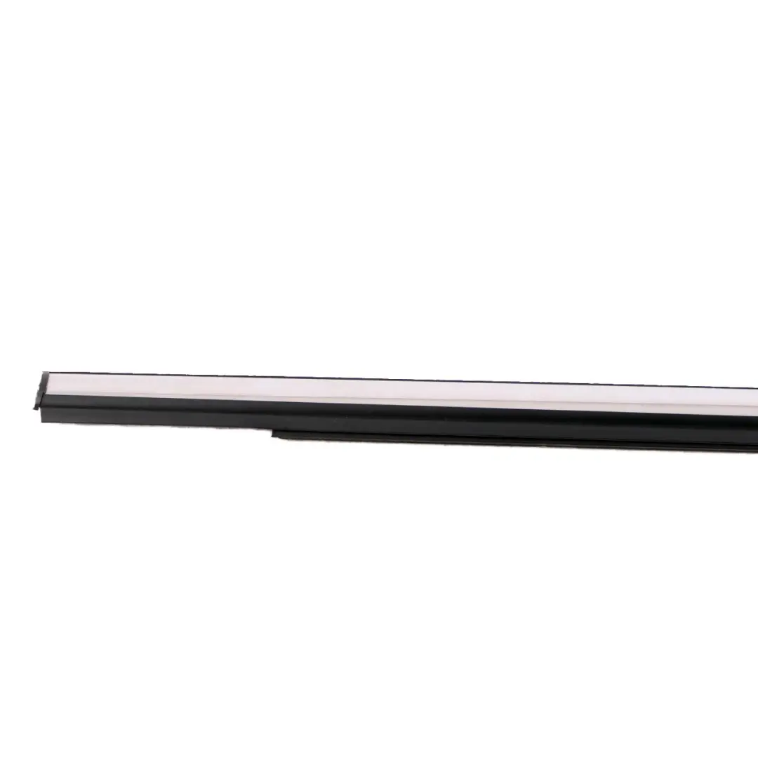 Mini Countryman R60 Cache Canal Porte Exterieure Avant Gauche Chrome - SKU 9813515 - Numéro de pièce 9813515