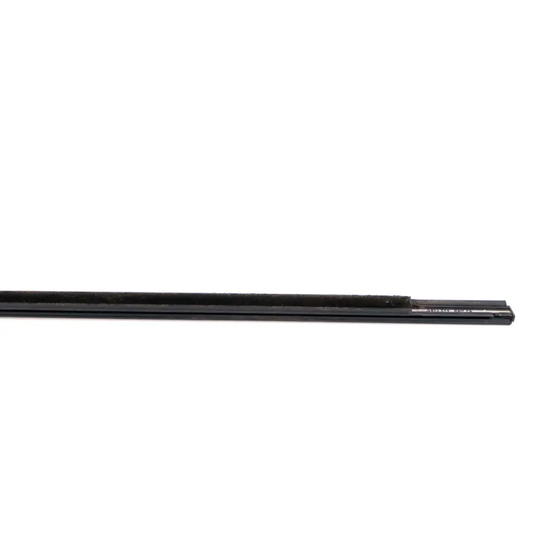 Mini Countryman R60 Couvercle Canal Porte Exterieure Avant Droite Chrome - SKU 9813516 - Numéro de pièce 9813516